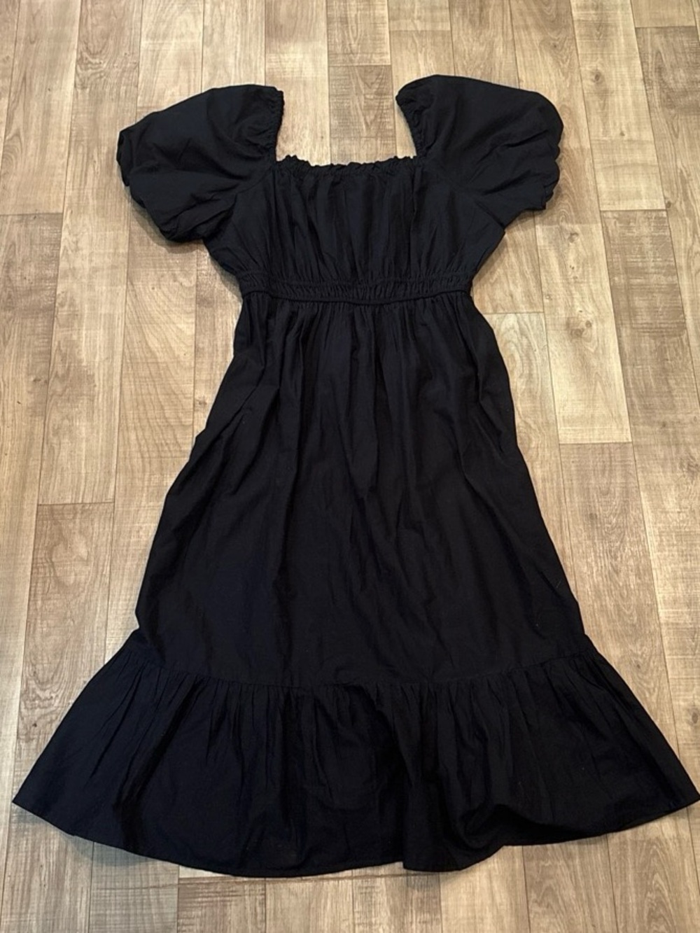 Smocked Puff-Sleeve Black Midi Dress - Elegant Women's Summer Dress